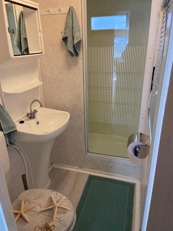 Te Huur: Leuke 4-Persoons Stacaravan Op Top Locatie! Гундерло Екстер'єр фото